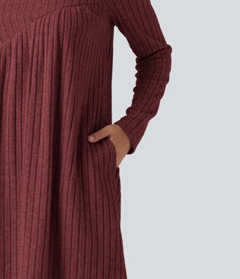 Lässiges Minikleid aus geripptem Strick mit Rundhalsausschnitt, langen Ärmeln und asymmetrischem Design Lässiges Minikleid aus geripptem Strick mit Rundhalsausschnitt, langen Ärmeln und asymmetrischem Design