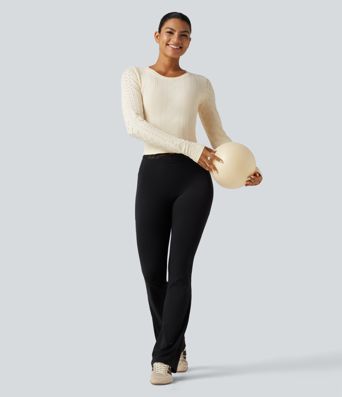 Haut de yoga OneForm Seamless Flow à encolure arrondie et manches longues Haut de yoga OneForm Seamless Flow à encolure arrondie et manches longues