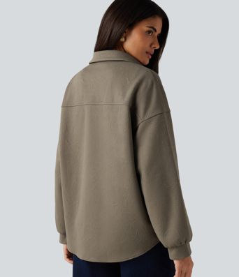 Lässige Jacke mit Kragen, langen Ärmeln und geometrischem Muster