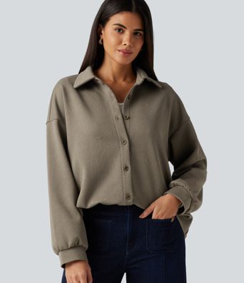 Lässige Jacke mit Kragen, langen Ärmeln und geometrischem Muster