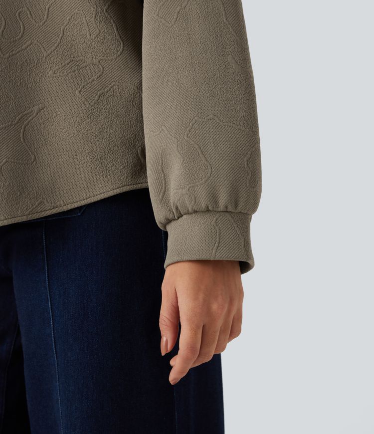 Lässige Jacke mit Kragen, langen Ärmeln und geometrischem Muster