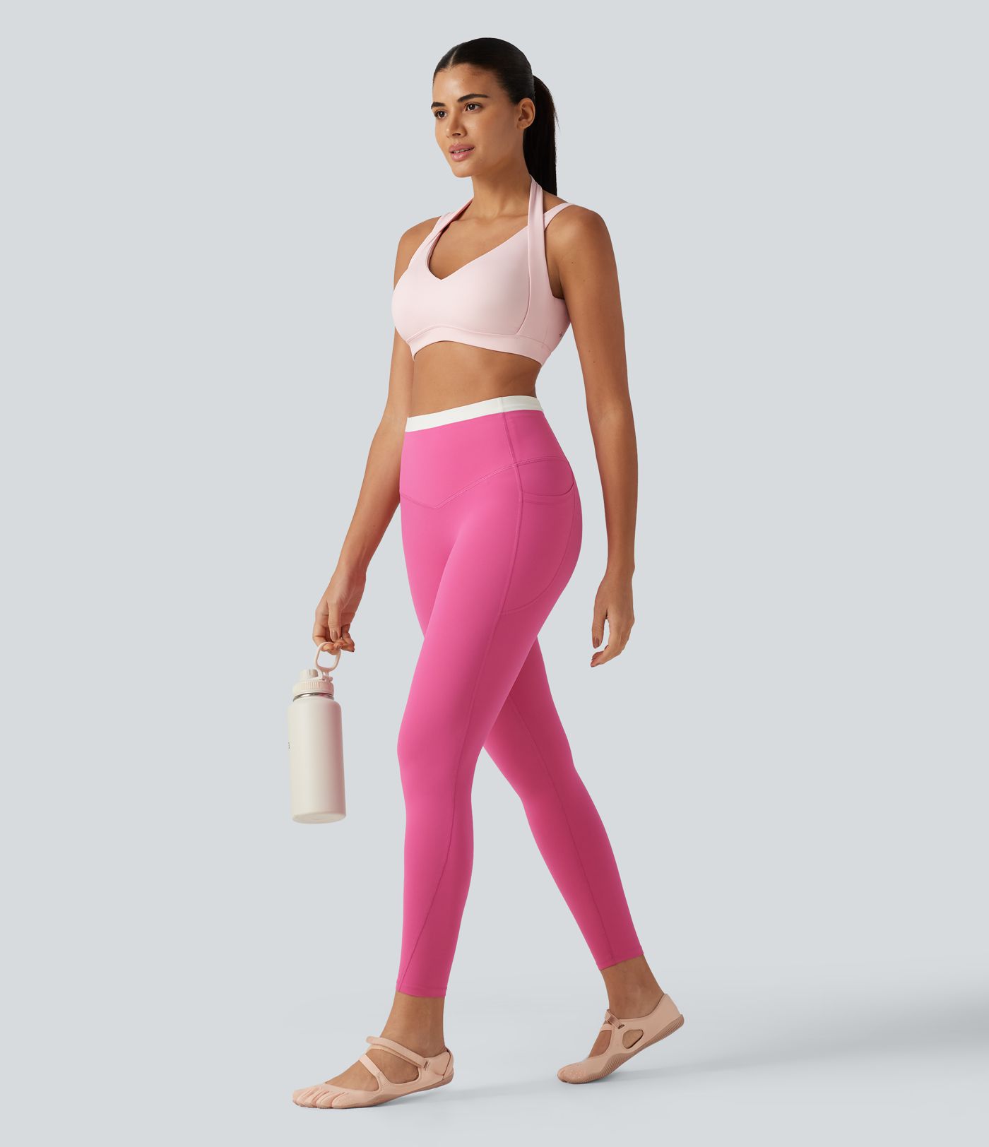 SoftlyZero™ Airy Low Support Built-in Bra InstantCool Yoga Sports Bra SoftlyZero™ Airy Low Support Built-in Bra InstantCool Yoga Sports Bra