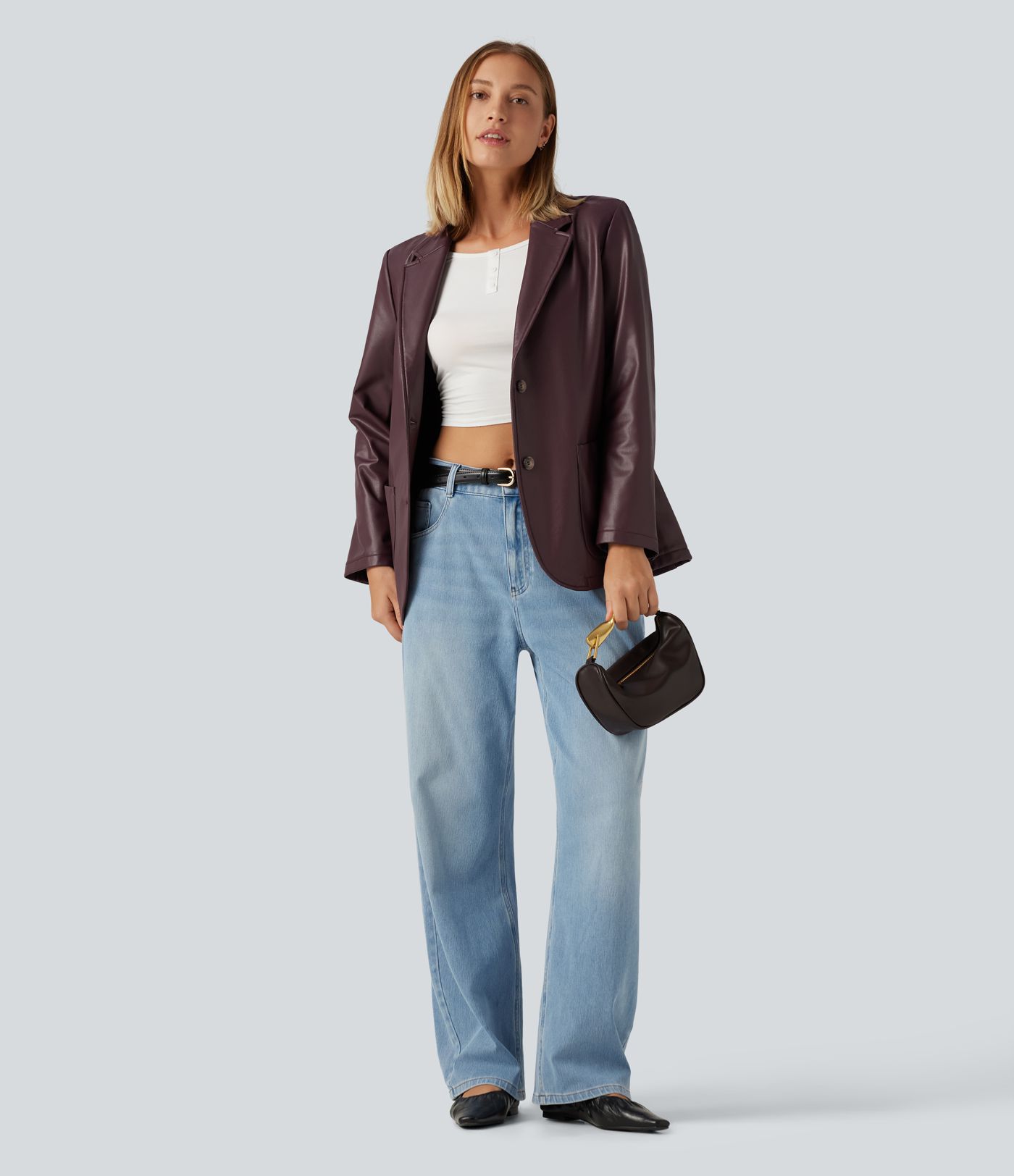 Lässiger Blazer aus Kunstleder mit Reverskragen, Seitentaschen und langen Ärmeln