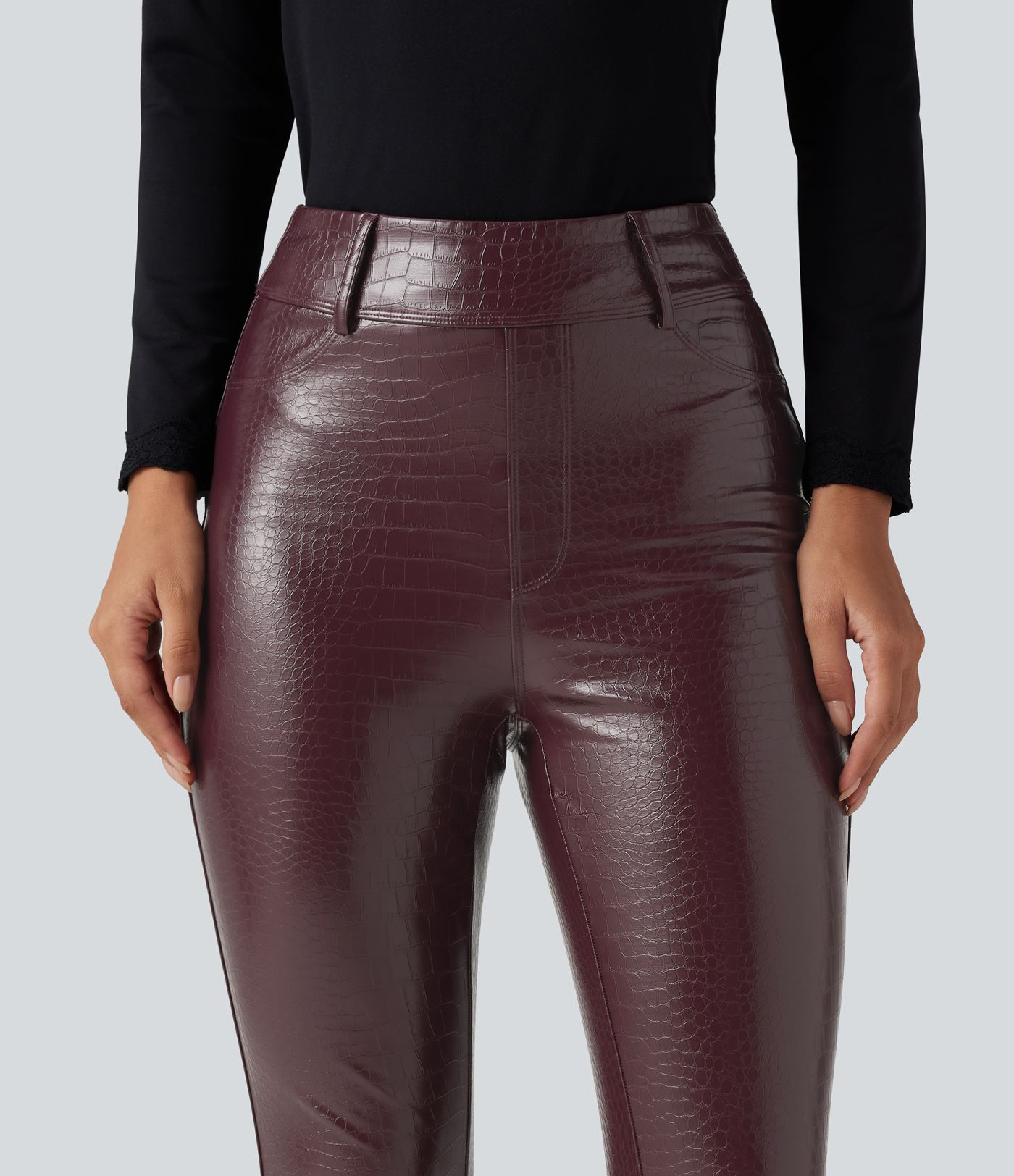 Lässige Fleece-Leggings aus elastischem Kunstleder mit hohem Bund, Gesäßtaschen und Schlangenmuster Lässige Fleece-Leggings aus elastischem Kunstleder mit hohem Bund, Gesäßtaschen und Schlangenmuster