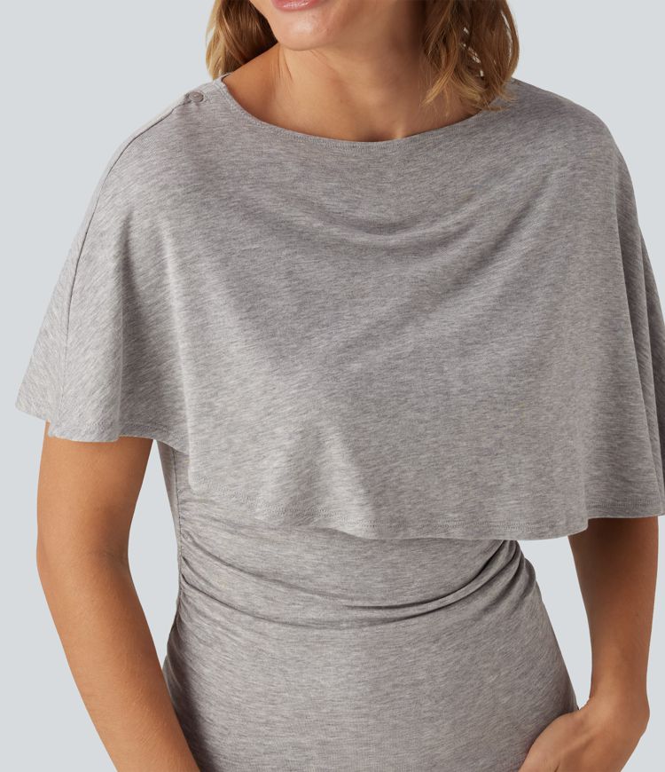 Lässiges, geripptes Top mit kurzen Ärmeln und asymmetrischem Design Lässiges, geripptes Top mit kurzen Ärmeln und asymmetrischem Design