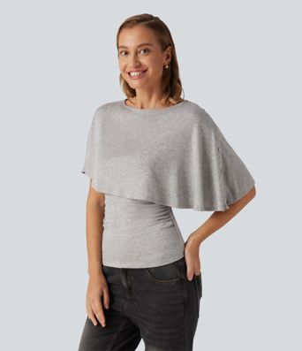 Lässiges, geripptes Top mit kurzen Ärmeln und asymmetrischem Design Lässiges, geripptes Top mit kurzen Ärmeln und asymmetrischem Design