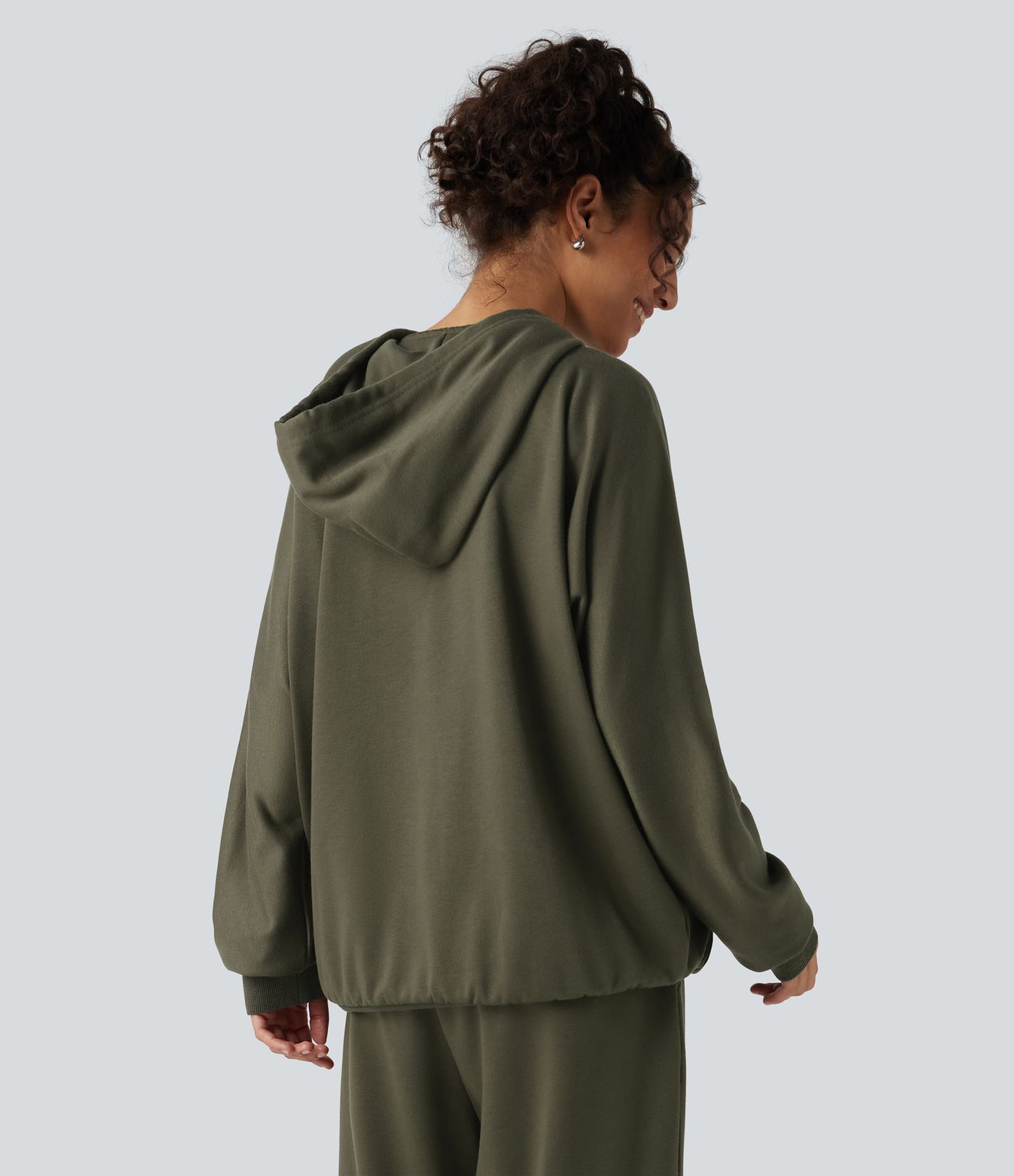 Lässiges Sport-Sweatshirt mit Kapuze, Rundhalsausschnitt, Kängurutasche und langen Ärmeln Lässiges Sport-Sweatshirt mit Kapuze, Rundhalsausschnitt, Kängurutasche und langen Ärmeln