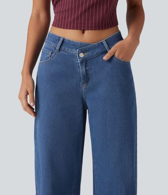 Halara Flex™ - Lässige Jeans mit mittelhohem Crossover-Bund, mehreren Taschen und geschwungenem Bein