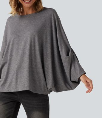 T-shirt oversize à encolure arrondie et manches longues chauve-souris – bonnets B à E T-shirt oversize à encolure arrondie et manches longues chauve-souris – bonnets B à E