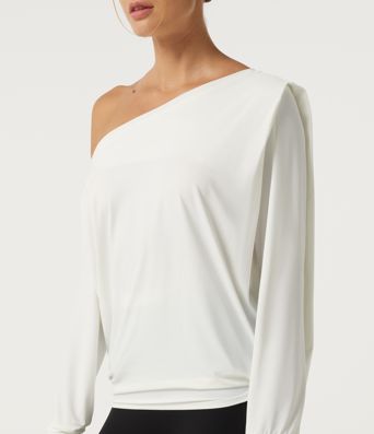 Haut de yoga asymétrique effet frais InstantCool à manches longues et détails plissés protection solaire UPF50+ Haut de yoga asymétrique effet frais InstantCool à manches longues et détails plissés protection solaire UPF50+