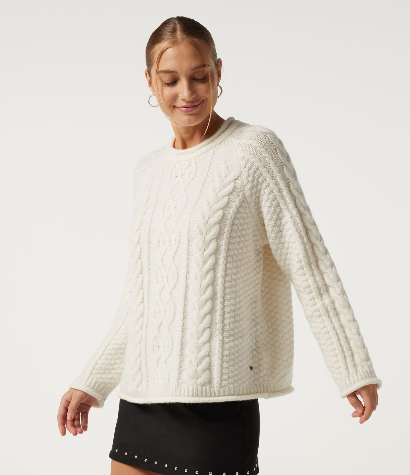 Round Neck Long Sleeve Rolled Hem Casual Sweater