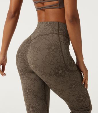 Legging de yoga flare Halara UltraSculpt™ taille haute gainant, effet liftant fessiers, dentelle contrastée et poches