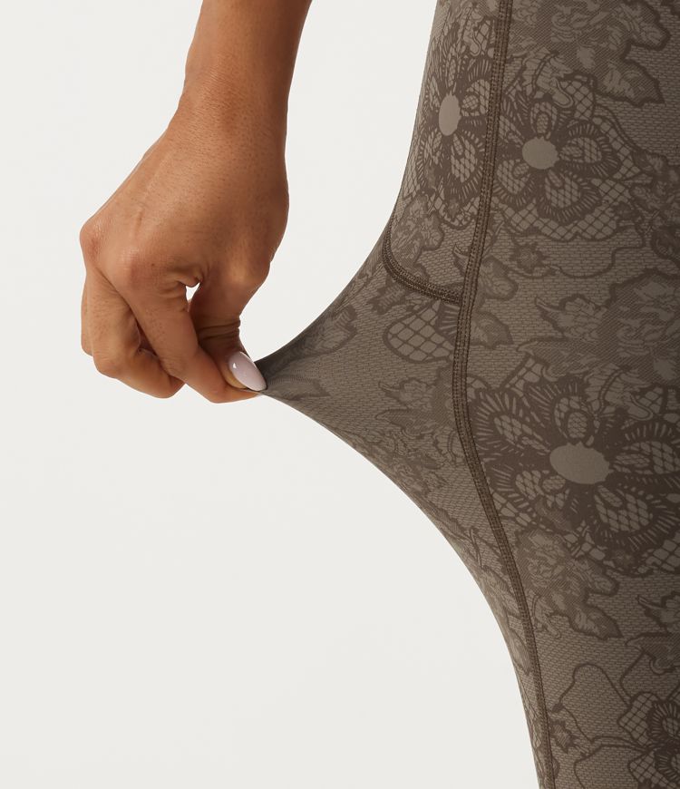 Legging de yoga flare Halara UltraSculpt™ taille haute gainant, effet liftant fessiers, dentelle contrastée et poches