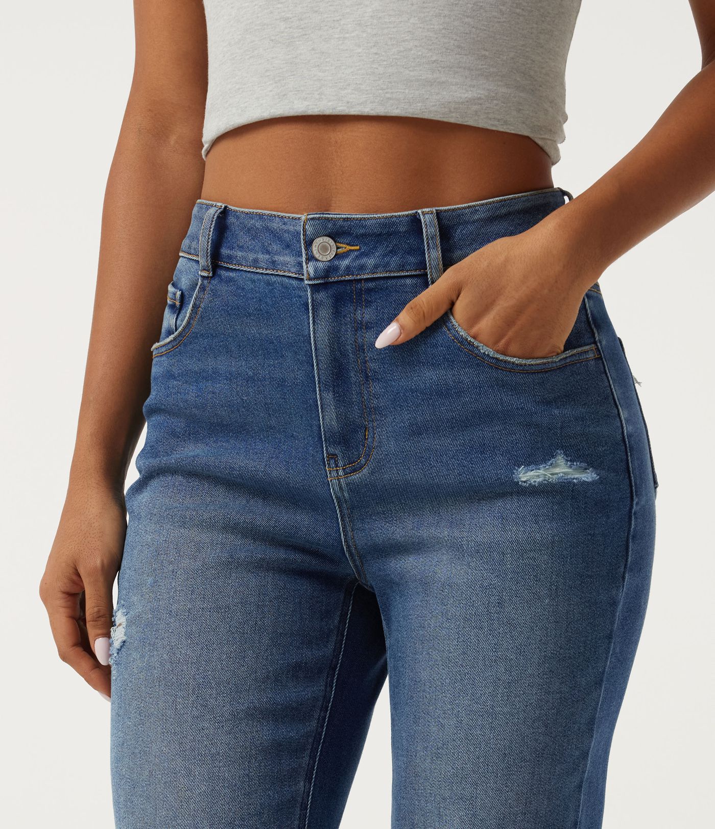 Jeans décontractés taille haute, coupe fuselée, avec poches
