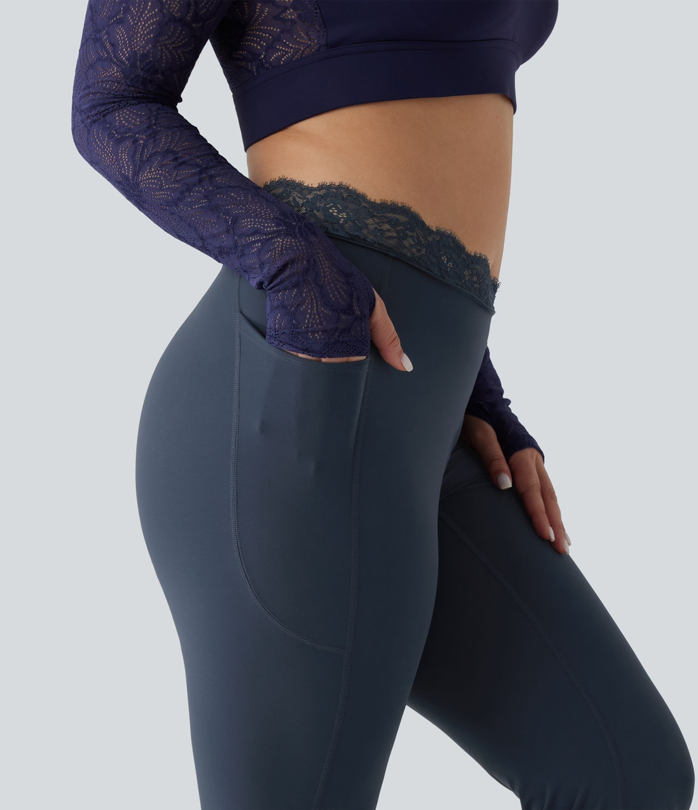 Halara UltraSculpt™ Plus Size V-Shaped High Waisted Contrast Lace Yoga Flare Leggings with Pockets
