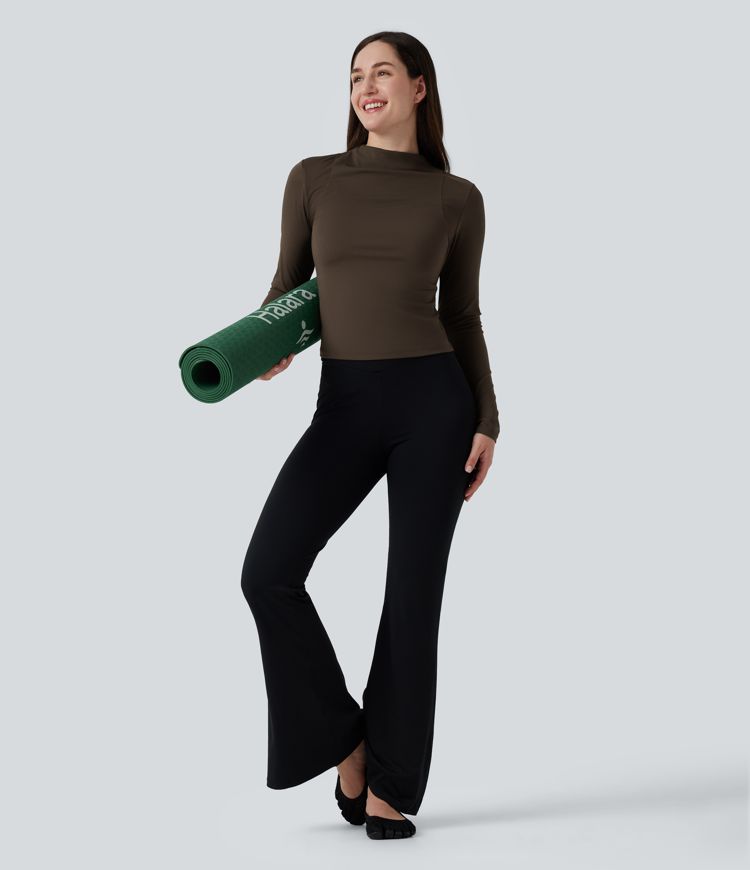 SoftlyZero™ Airy - haut de sport pour yoga à col montant (mock neck), manches longues, technologie InstantCool SoftlyZero™ Airy - haut de sport pour yoga à col montant (mock neck), manches longues, technologie InstantCool