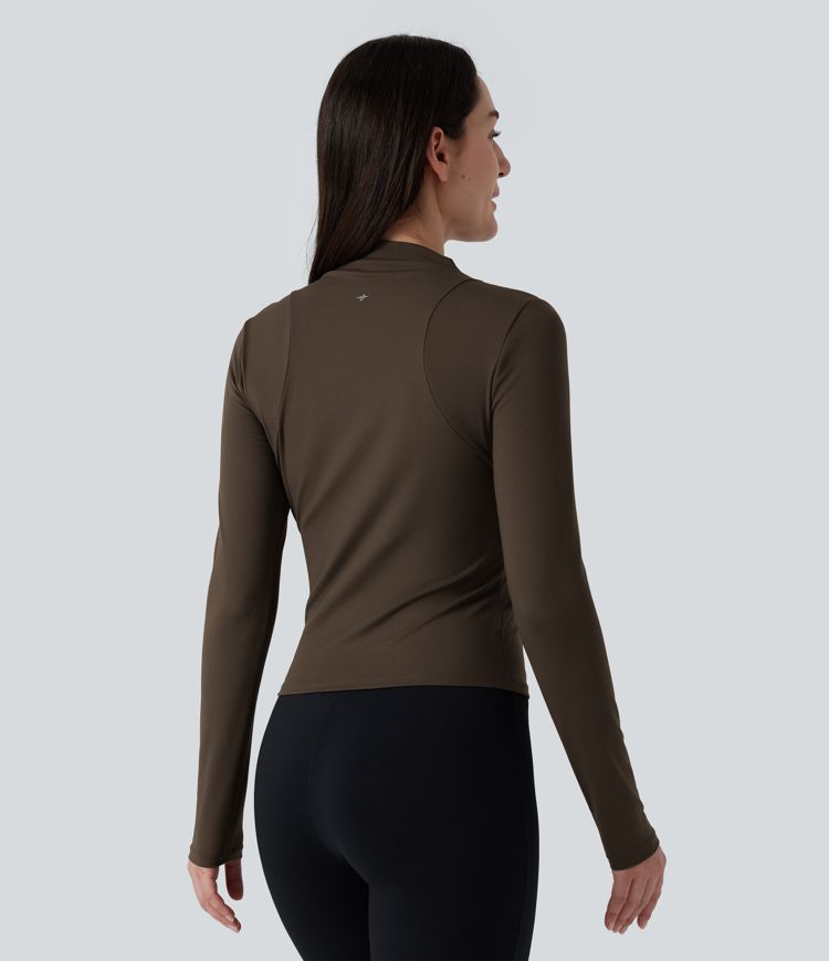 SoftlyZero™ Airy - haut de sport pour yoga à col montant (mock neck), manches longues, technologie InstantCool SoftlyZero™ Airy - haut de sport pour yoga à col montant (mock neck), manches longues, technologie InstantCool
