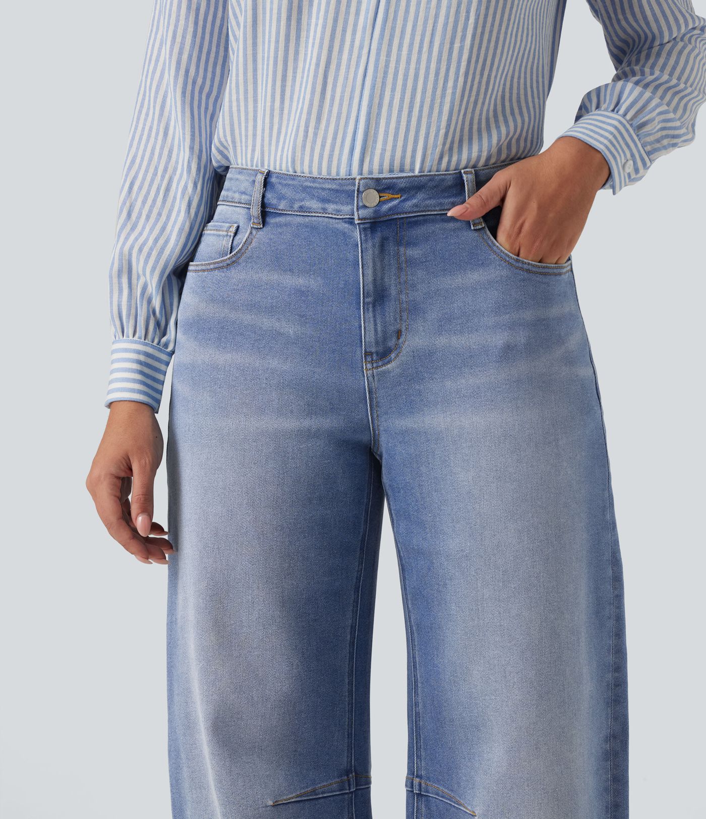Mid Rise Barrel Leg Casual Jeans with Pockets