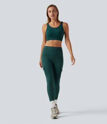 Brassière de running Halara UltraSculpt™ à maintien moyen, encolure arrondie, mesh contrasté et coques moulées Brassière de running Halara UltraSculpt™ à maintien moyen, encolure arrondie, mesh contrasté et coques moulées