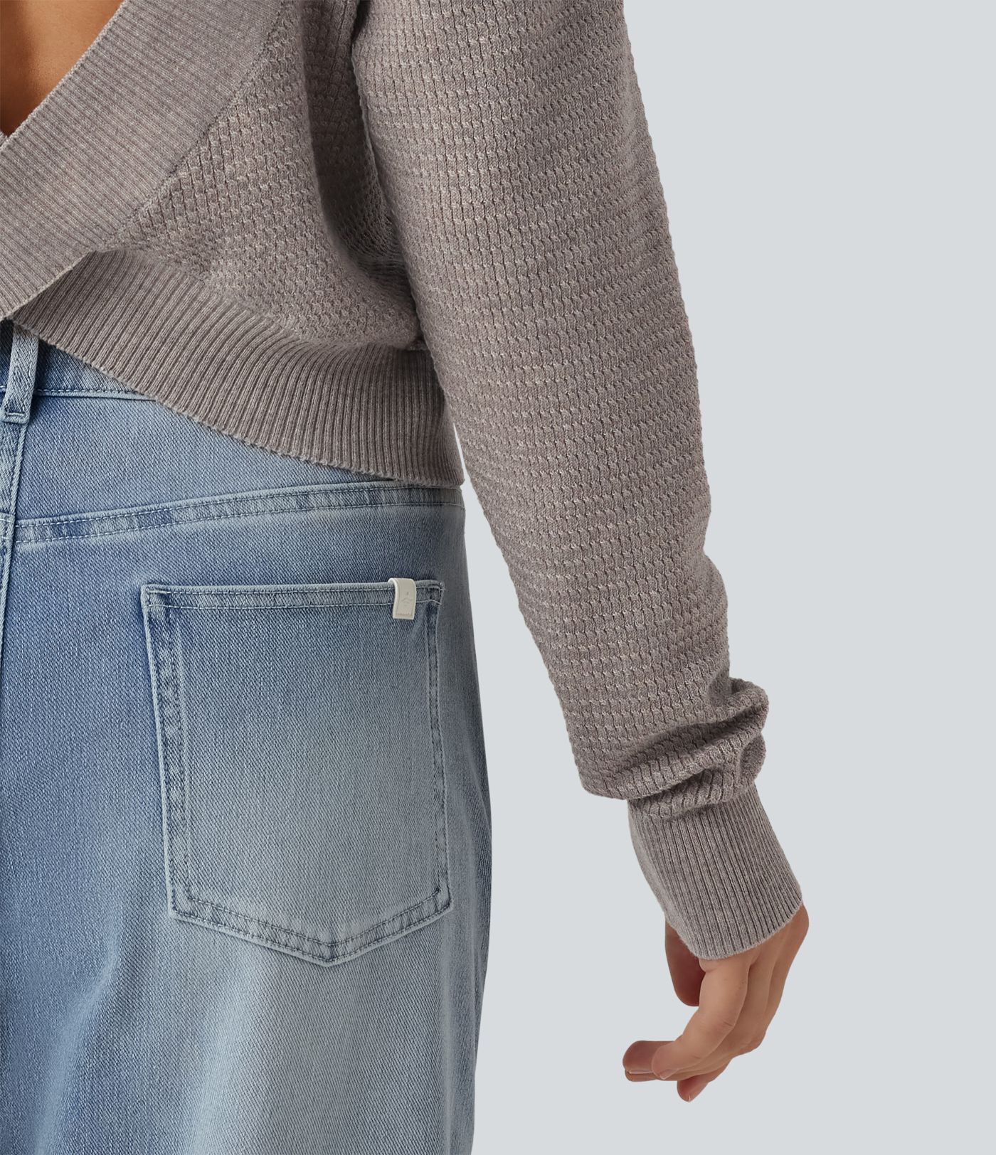 Round Neck Long Sleeve Cut-Out Back Casual Sweater Round Neck Long Sleeve Cut-Out Back Casual Sweater