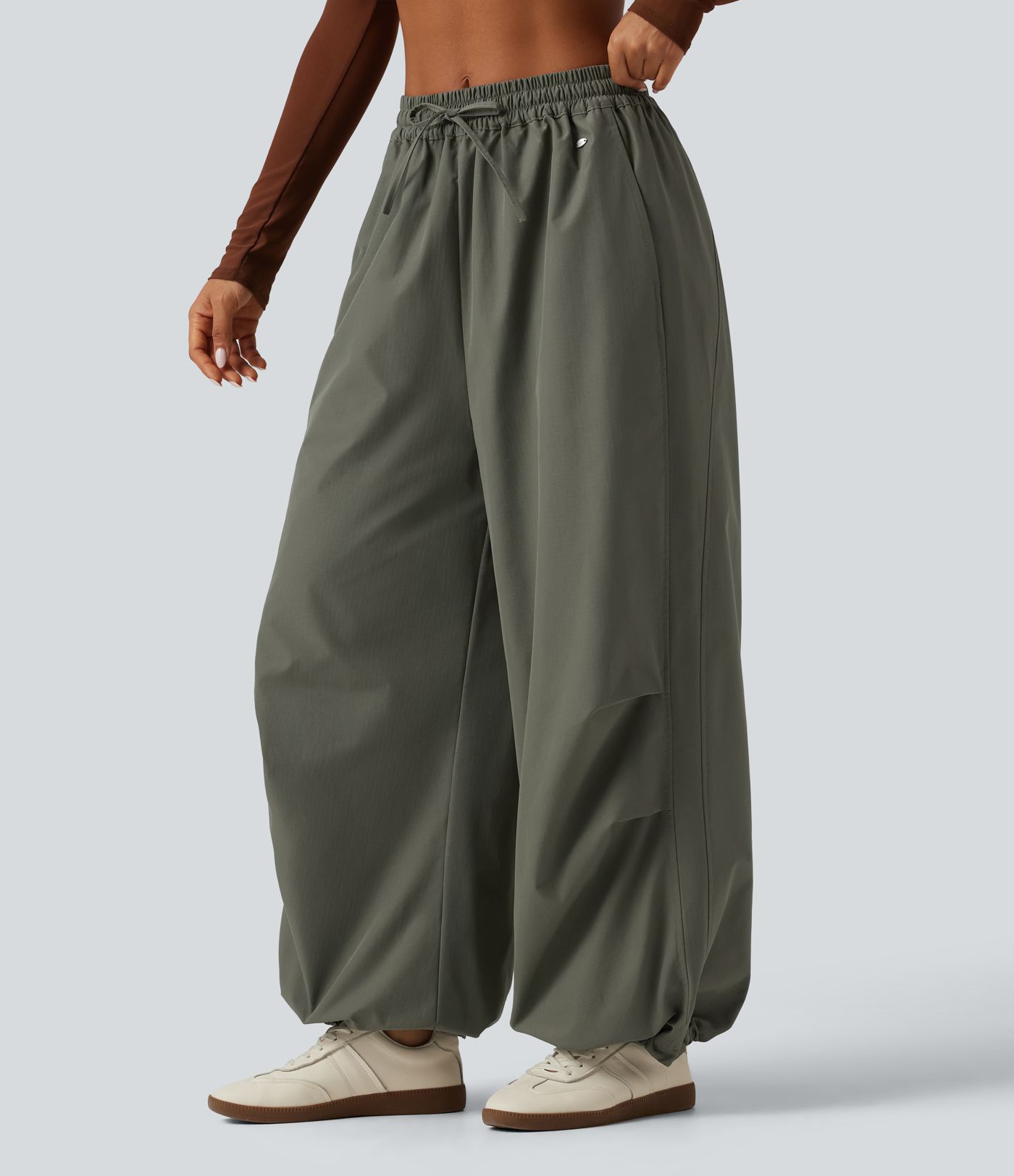 Mid Rise Drawstring Baggy Adjustable Drawcord Hiking Cargo Pant with Pockets