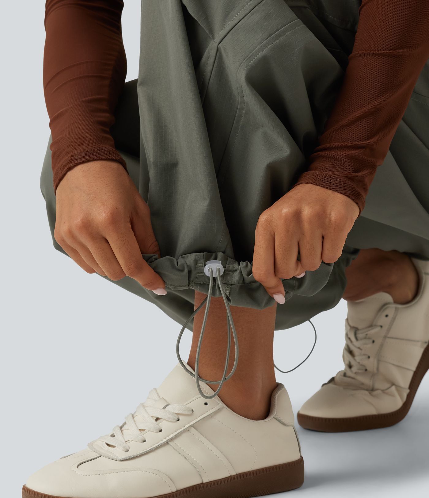 Mid Rise Drawstring Baggy Adjustable Drawcord Hiking Cargo Pant with Pockets