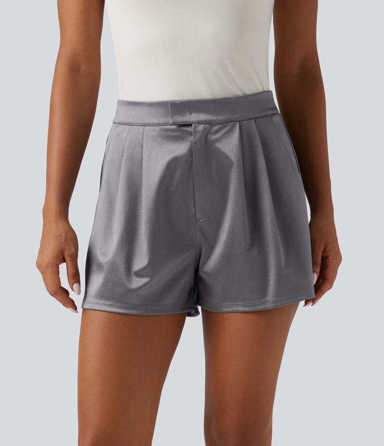 Satin-Shorts mit hoher Taille, 3" und Taschen Satin-Shorts mit hoher Taille, 3" und Taschen