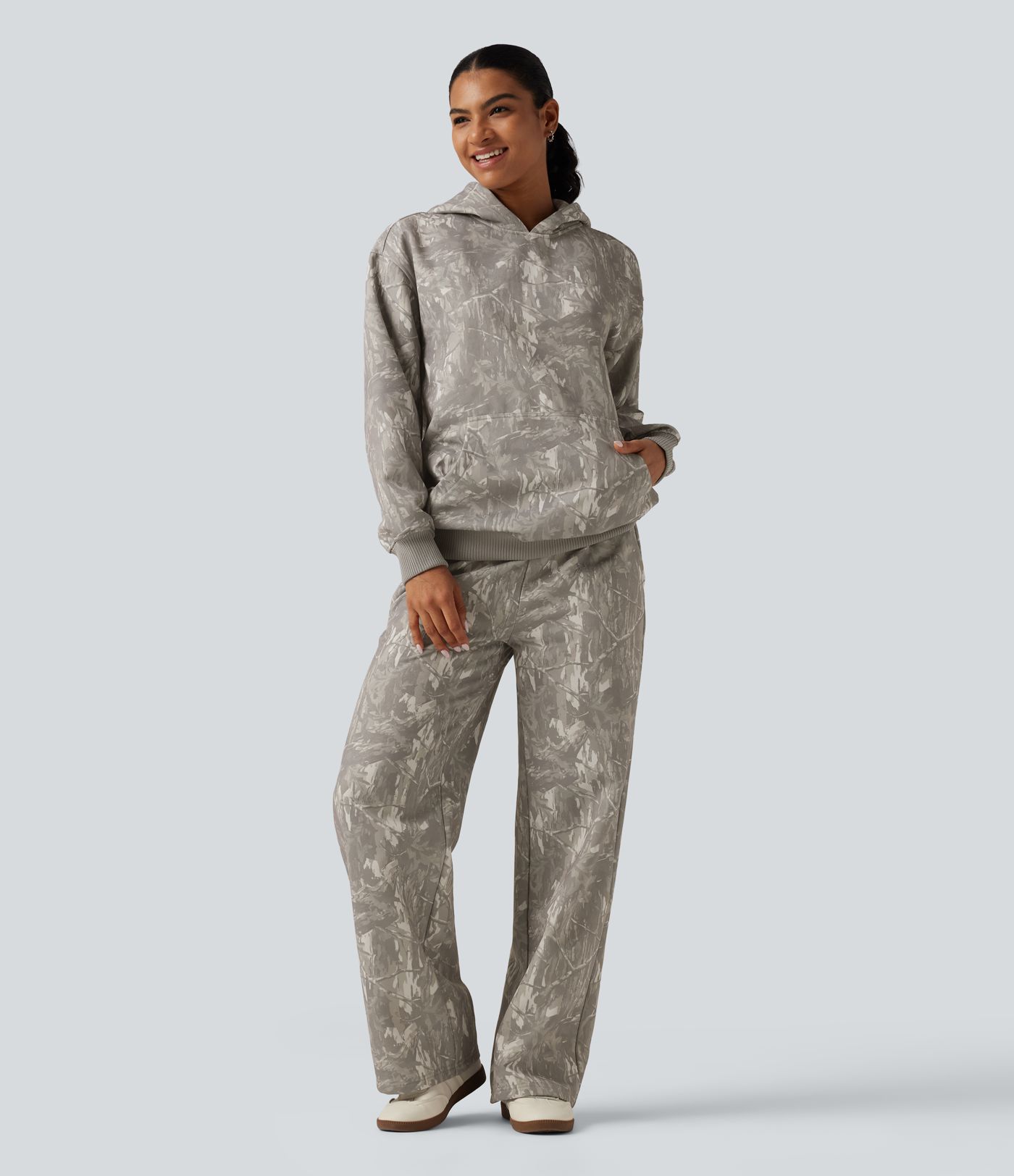 Hooded Long Sleeve Casual Sweatshirt with Pocket Hooded Long Sleeve Casual Sweatshirt with Pocket