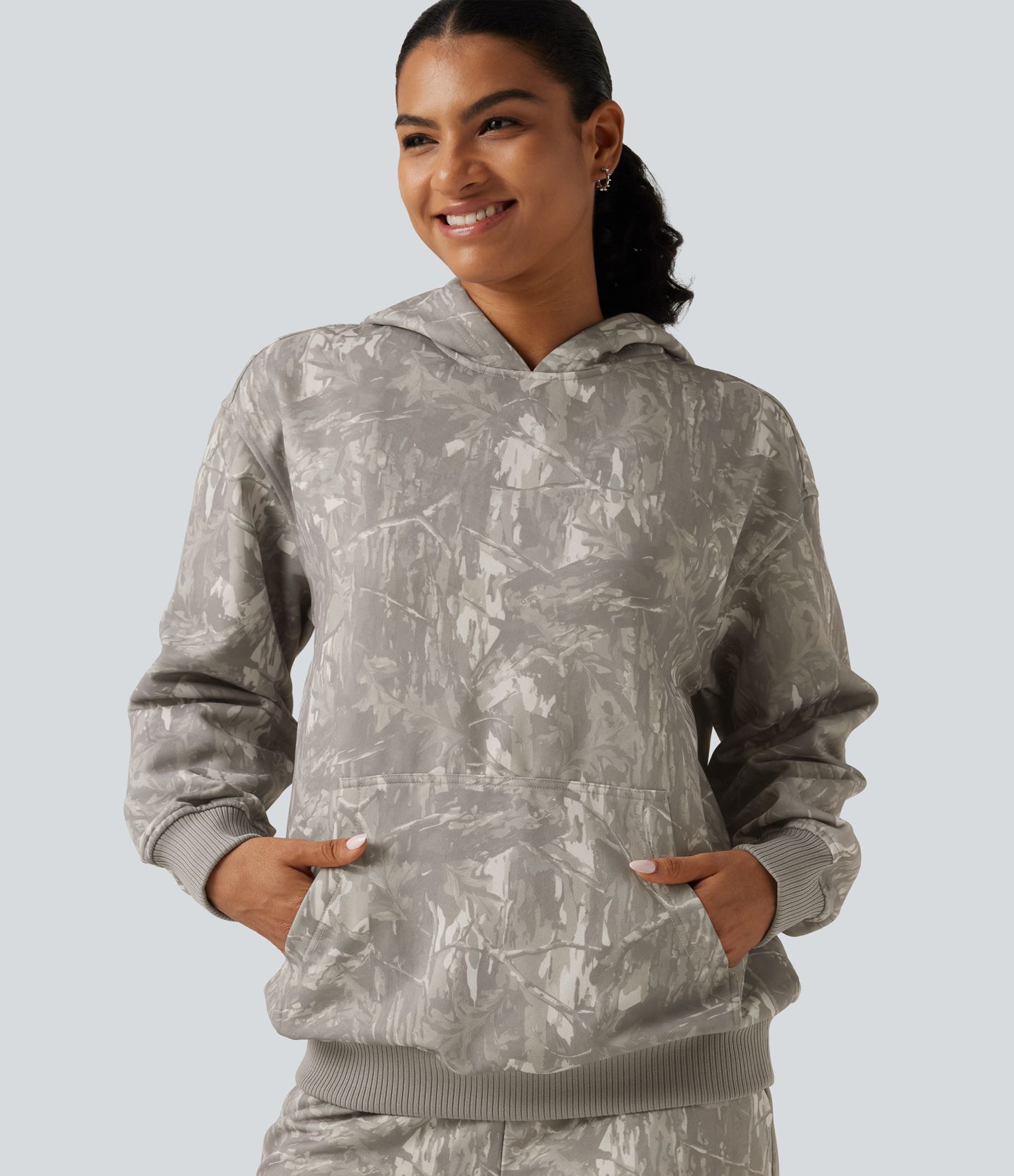 Hooded Long Sleeve Casual Sweatshirt with Pocket Hooded Long Sleeve Casual Sweatshirt with Pocket