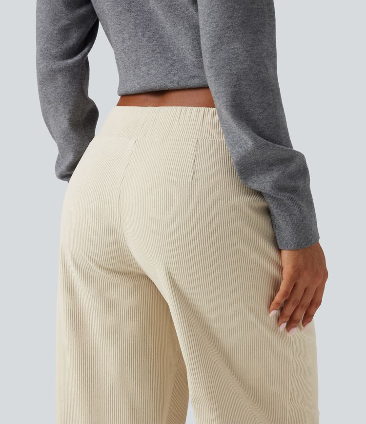 Lässige Cordhose mit mittelhohem Bund, Seitentaschen und geradem Bein Lässige Cordhose mit mittelhohem Bund, Seitentaschen und geradem Bein