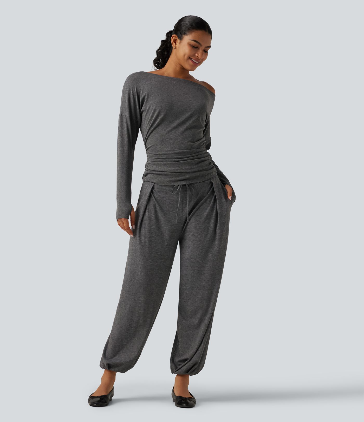 Mid Rise Drawstring Pleated Casual Joggers with Pockets