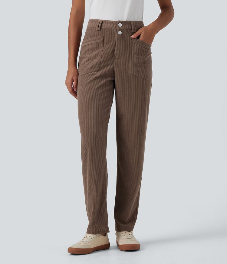 Lässige, schmal zulaufende Cordhose mit mittelhohem Bund und mehreren Taschen
