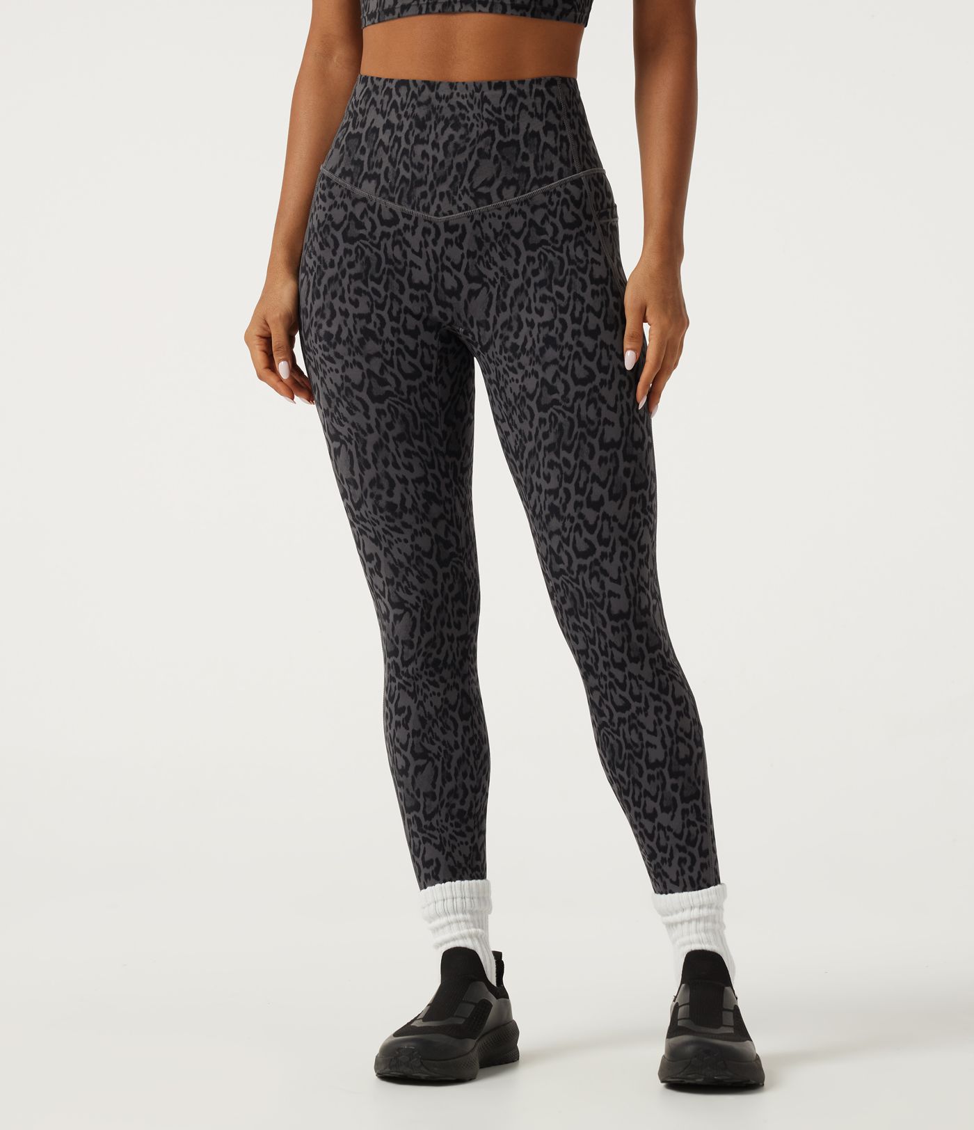 Halara UltraSculpt™ Extra Heat Leopard Print High Waisted Tummy Control Fleece Workout Leggings with Pockets