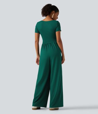Combinaison décontractée à encolure carrée, manches courtes et jambes larges, avec poches - édition Easy Peezy Combinaison décontractée à encolure carrée, manches courtes et jambes larges, avec poches - édition Easy Peezy