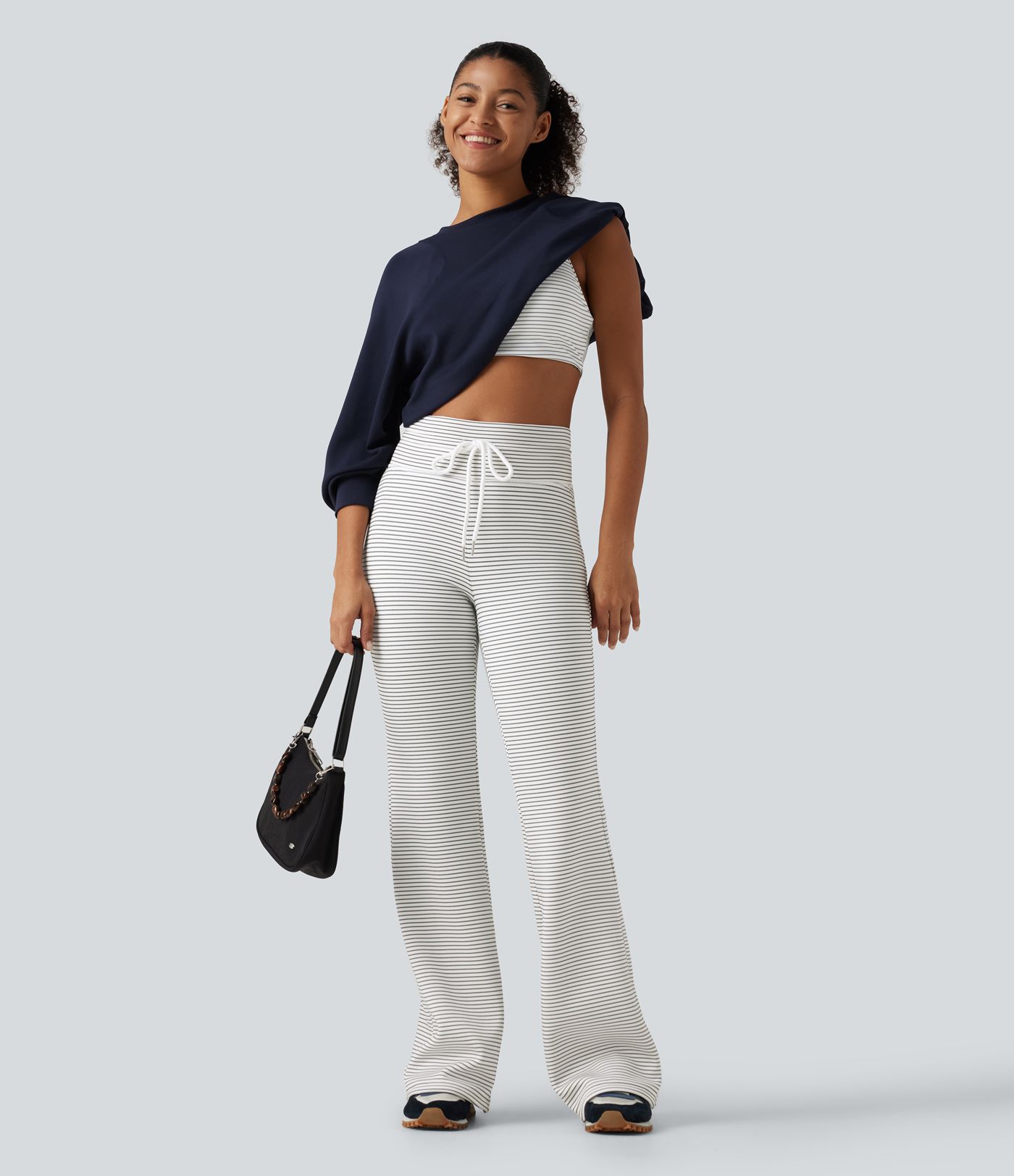 High Waisted Drawstring Stripe Flare Fleece Yoga Pants with Pockets High Waisted Drawstring Stripe Flare Fleece Yoga Pants with Pockets