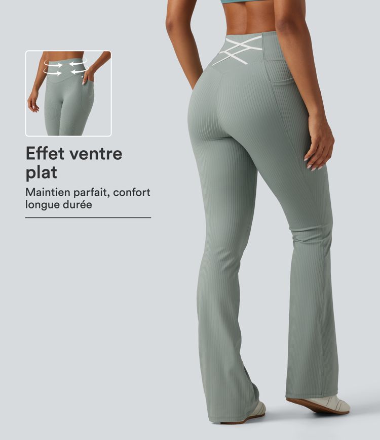Legging de sport en maille côtelée à taille haute gainant, coupe bootcut avec poches Legging de sport en maille côtelée à taille haute gainant, coupe bootcut avec poches