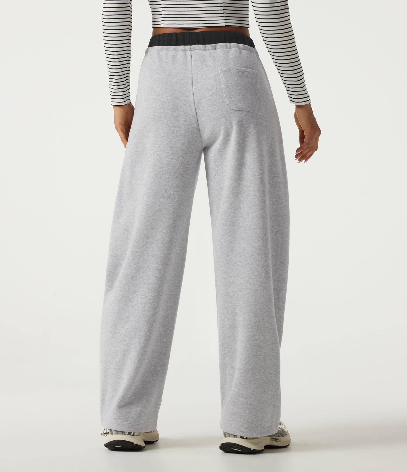 Mid Rise Drawstring Barrel Leg Fleece Casual Cotton Sweatpants with Pockets Mid Rise Drawstring Barrel Leg Fleece Casual Cotton Sweatpants with Pockets