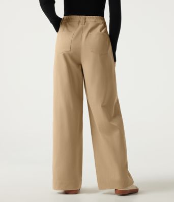 Lässige Hose mit hohem Bund, geradem Bein und Taschen Lässige Hose mit hohem Bund, geradem Bein und Taschen