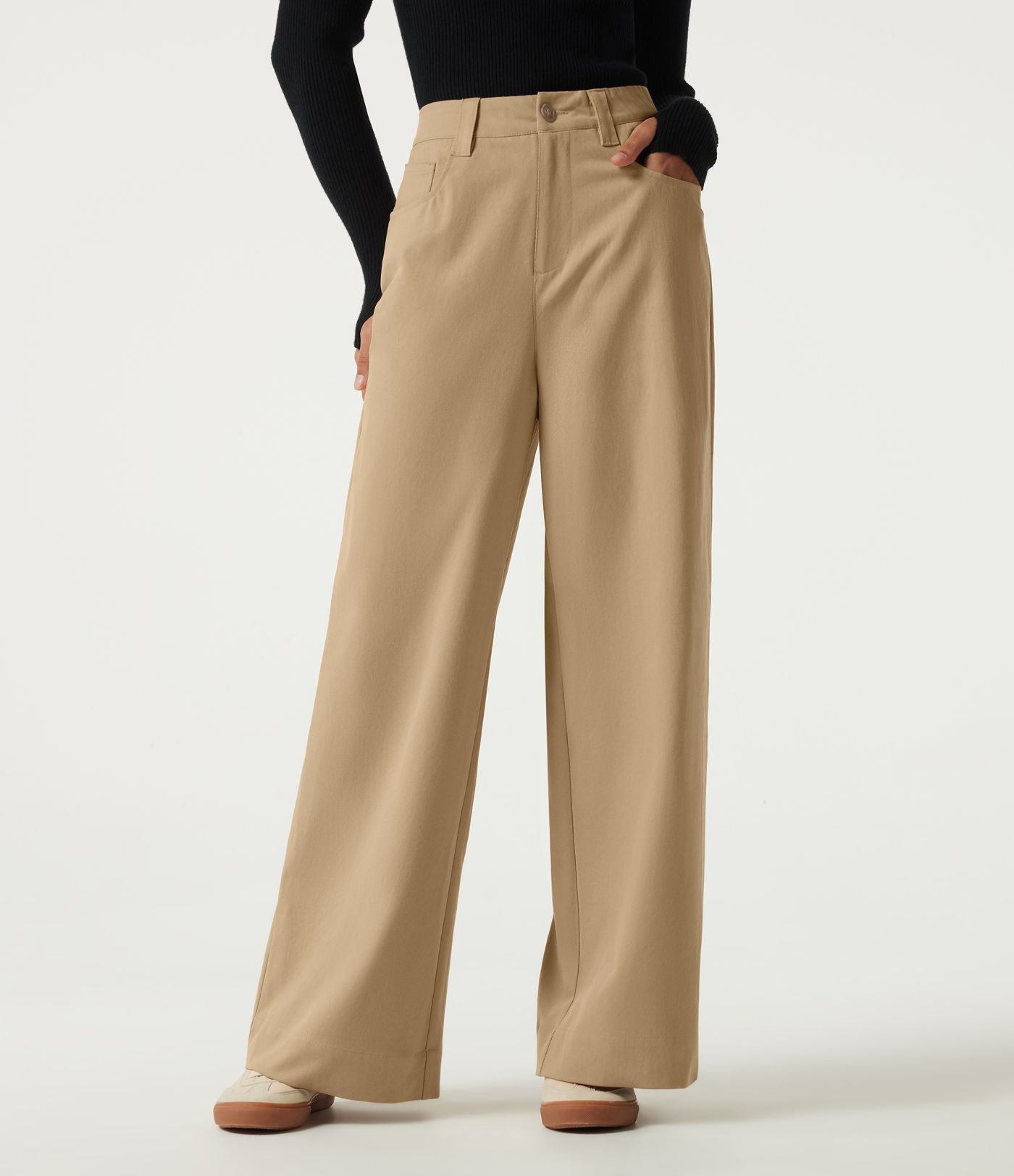 Lässige Hose mit hohem Bund, geradem Bein und Taschen Lässige Hose mit hohem Bund, geradem Bein und Taschen