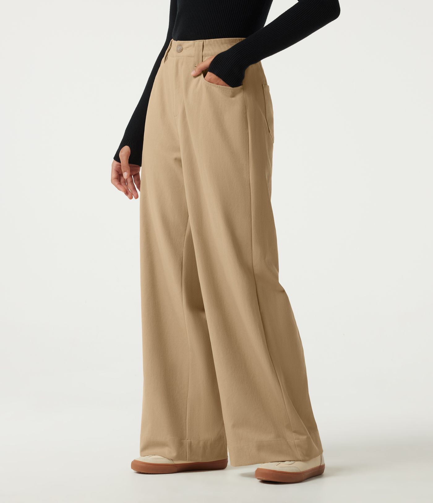 Lässige Hose mit hohem Bund, geradem Bein und Taschen Lässige Hose mit hohem Bund, geradem Bein und Taschen
