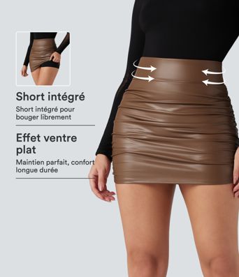Jupe courte moulante 2-en-1 SoCinched gainante taille haute similicuir polaire froncée ourlet arrondi 