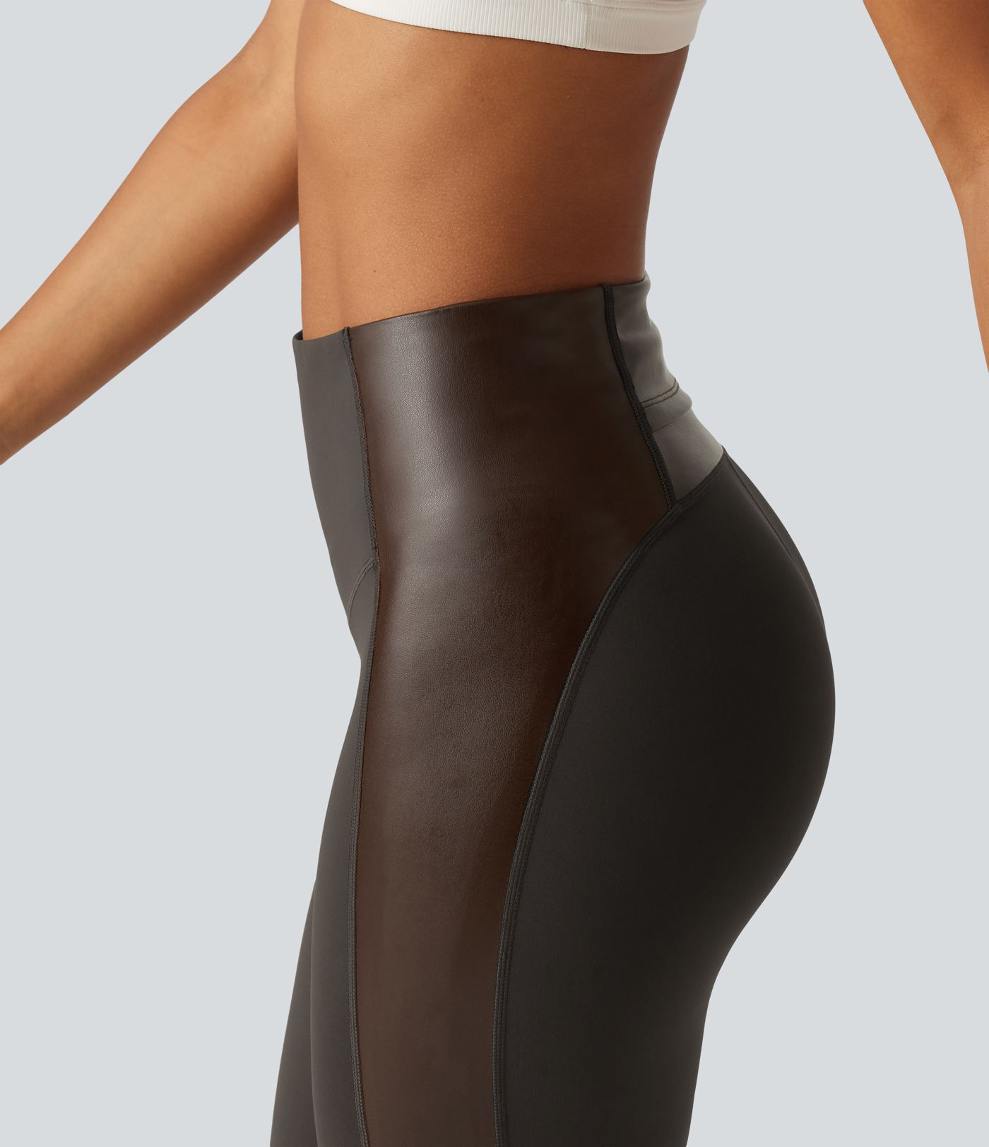 Halara UltraSculpt™ - Yoga-Leggings mit hohem Bund, Stretch-PU, Bundtasche und Bauchkontrolle Halara UltraSculpt™ - Yoga-Leggings mit hohem Bund, Stretch-PU, Bundtasche und Bauchkontrolle