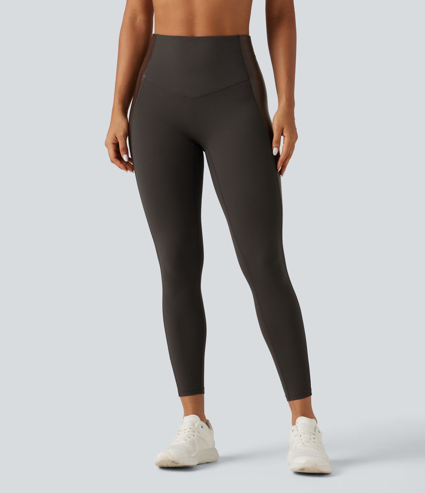 Halara UltraSculpt™ - Yoga-Leggings mit hohem Bund, Stretch-PU, Bundtasche und Bauchkontrolle Halara UltraSculpt™ - Yoga-Leggings mit hohem Bund, Stretch-PU, Bundtasche und Bauchkontrolle
