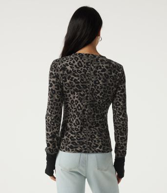 Round Neck Leopard Print Long Sleeve Casual T-Shirt with Thumbholes Round Neck Leopard Print Long Sleeve Casual T-Shirt with Thumbholes