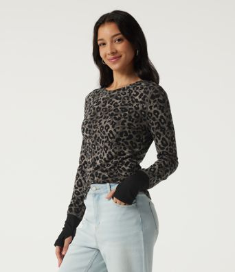 Round Neck Leopard Print Long Sleeve Casual T-Shirt with Thumbholes Round Neck Leopard Print Long Sleeve Casual T-Shirt with Thumbholes