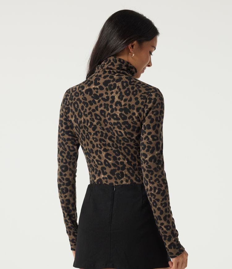 Stacked Mock Neck Long Sleeve Leopard Print Casual T-Shirt