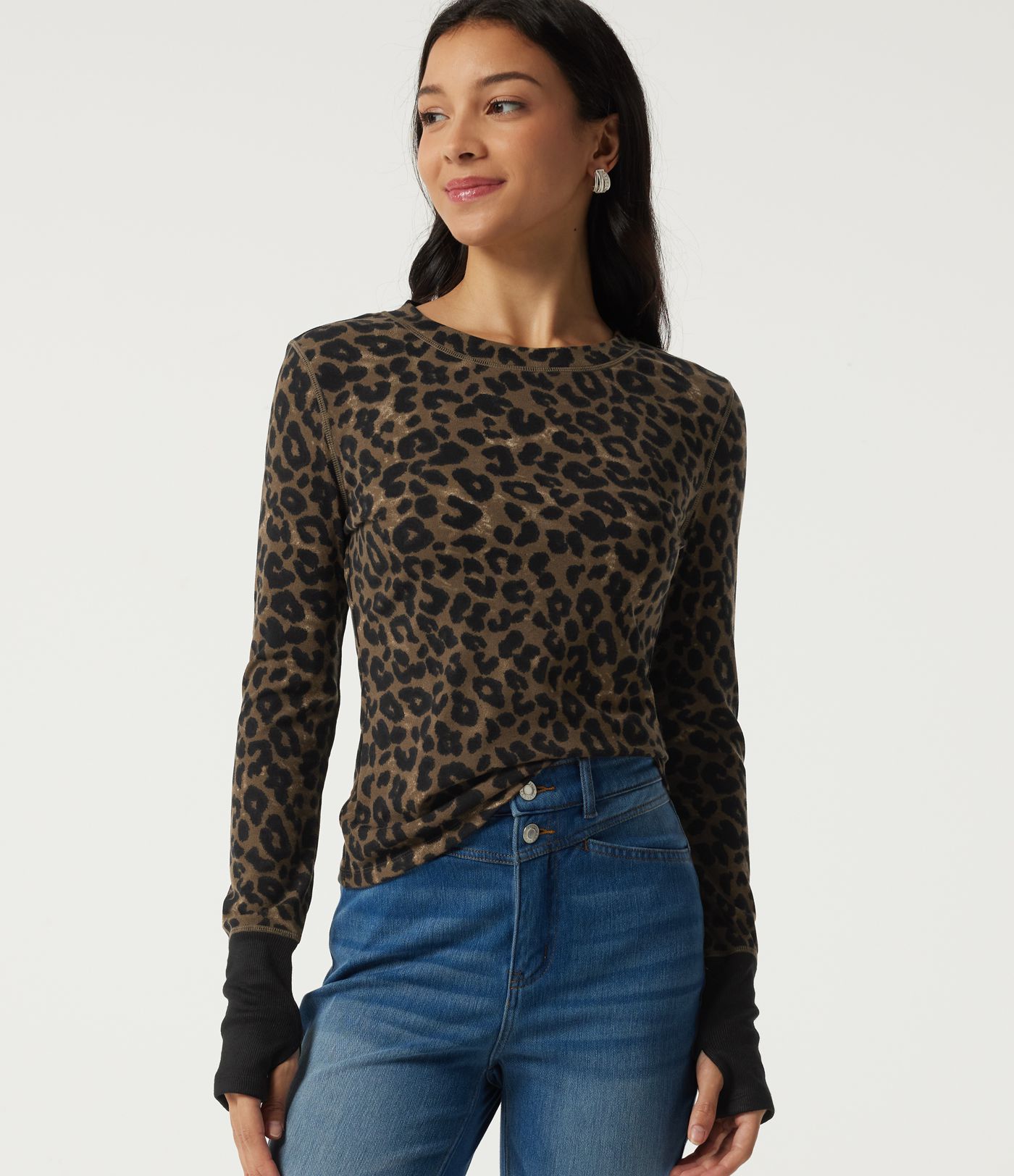 Round Neck Leopard Print Long Sleeve Casual T-Shirt with Thumbholes Round Neck Leopard Print Long Sleeve Casual T-Shirt with Thumbholes