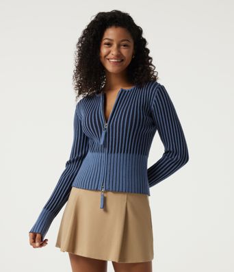 Büro-Cardigan aus geripptem Strick mit Rundhalsausschnitt und langen Ärmeln - slim fit Büro-Cardigan aus geripptem Strick mit Rundhalsausschnitt und langen Ärmeln - slim fit