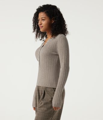 Henley Neck Cable Stitch Long Sleeve Work Sweater Henley Neck Cable Stitch Long Sleeve Work Sweater