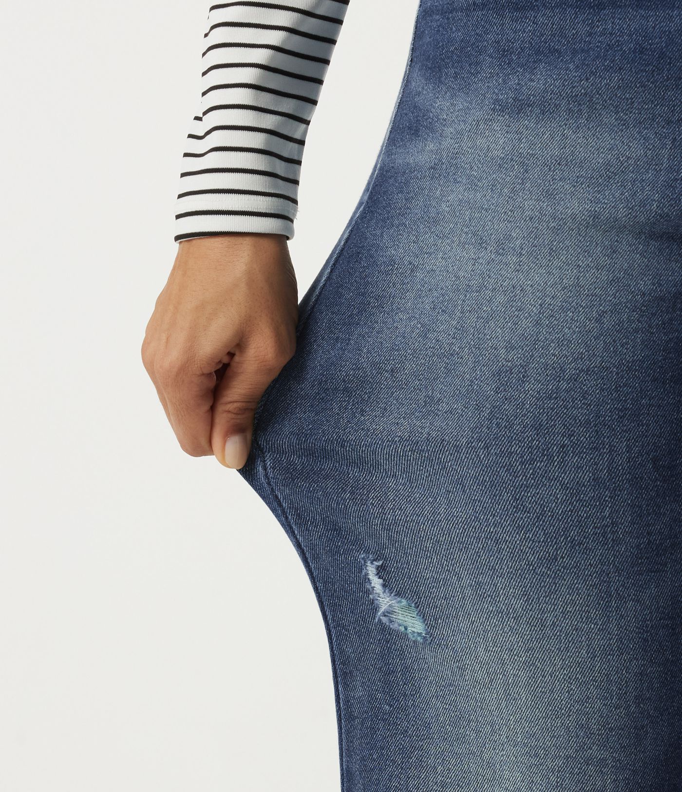 Mid Rise Straight Leg Asymmetric Casual Jeans with Pockets Mid Rise Straight Leg Asymmetric Casual Jeans with Pockets